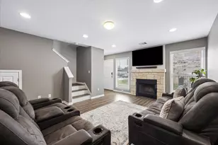 6900 E Riverside Dr, Austin, TX 78741 - Photo 3