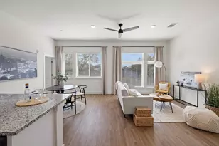 1811 Webberville Rd, Austin, TX 78721 - Photo 23