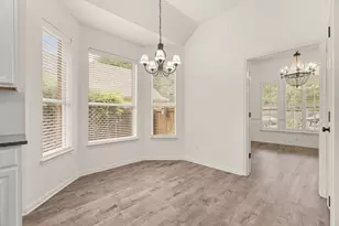 6409 Salcon Cliff Dr, Austin, TX 78749 - Photo 13