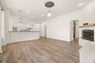 6409 Salcon Cliff Dr, Austin, TX 78749 - Photo 9