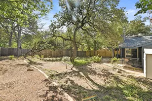 275 Mooring Cir, Lakeway, TX 78734 - Photo 23