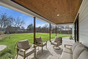 105 Laumaia Ln, Bastrop, TX 78602 - Photo 31