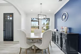 105 Laumaia Ln, Bastrop, TX 78602 - Photo 11