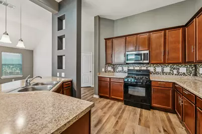 229 Wicker Park Way, Buda, TX 78610 - Photo 5