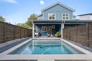 1411 Cometa St, Austin, TX 78721 - Photo 3