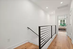 1411 Cometa St, Austin, TX 78721 - Photo 15