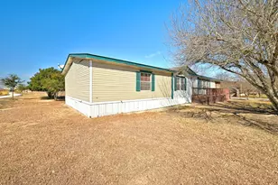 1437 Heidenreich Ln, Uhland, TX 78640 - Photo 9