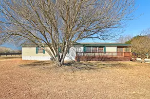 1437 Heidenreich Ln, Uhland, TX 78640 - Photo 3