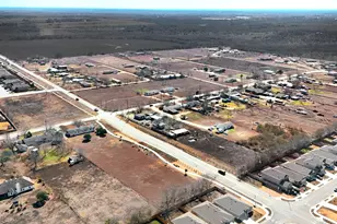 1437 Heidenreich Ln, Uhland, TX 78640 - Photo 35