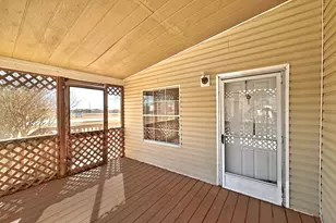 1437 Heidenreich Ln, Uhland, TX 78640 - Photo 29