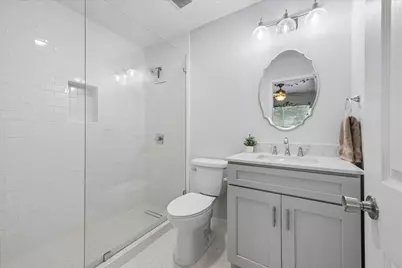 304 E 33rd Street #4, Austin, TX 78705 - Photo 1