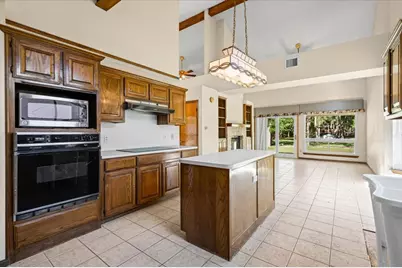 10801 Culberson Drive, Austin, TX 78748 - Photo 13