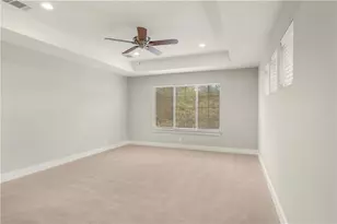 703 E 49th St, Austin, TX 78751 - Photo 11