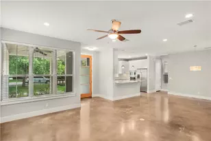703 E 49th St, Austin, TX 78751 - Photo 5
