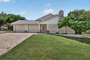 700 Rogart Dr, Spicewood, TX 78669 - Photo 1