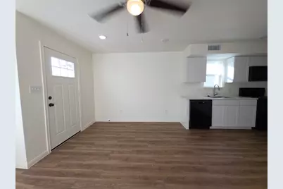 2002 W 2nd Street #500, Taylor, TX 76574 - Photo 5