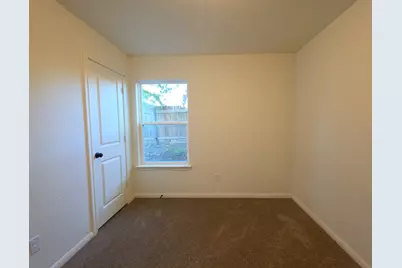 2002 W 2nd Street #500, Taylor, TX 76574 - Photo 15