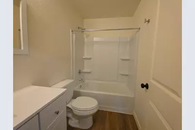 2002 W 2nd Street #500, Taylor, TX 76574 - Photo 13