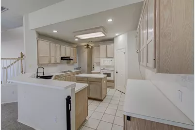 30011 Oakland Hills Drive, Georgetown, TX 78628 - Photo 15