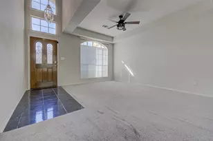 30011 Oakland Hills Dr, Georgetown, TX 78628 - Photo 3