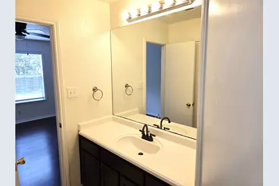 1600 Hollow Tree Boulevard, Round Rock, TX 78681 - Photo 17