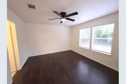 1600 Hollow Tree Boulevard, Round Rock, TX 78681 - Photo 13