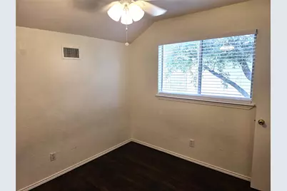 1600 Hollow Tree Boulevard, Round Rock, TX 78681 - Photo 35