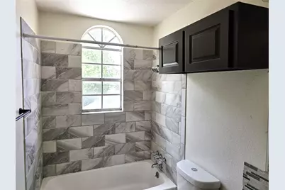 1600 Hollow Tree Boulevard, Round Rock, TX 78681 - Photo 29