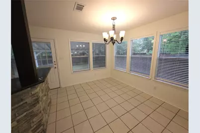 1600 Hollow Tree Boulevard, Round Rock, TX 78681 - Photo 11