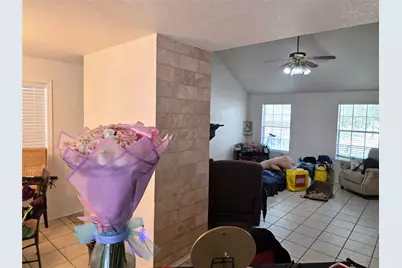 1600 Hollow Tree Boulevard, Round Rock, TX 78681 - Photo 3