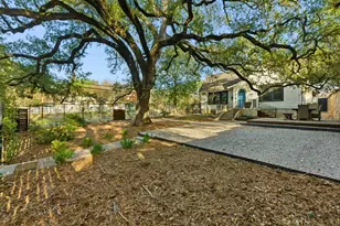 1601 Alta Vista Ave, Austin, TX 78704 - Photo 5