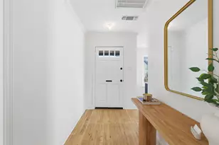 1006 Ellingson Ln, Austin, TX 78751 - Photo 11