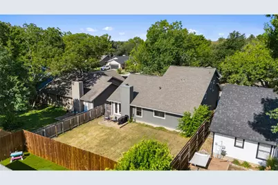 9833 Briar Ridge Drive, Austin, TX 78748 - Photo 25