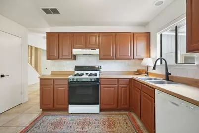 9833 Briar Ridge Drive, Austin, TX 78748 - Photo 5