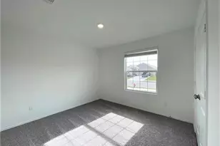 409 Bluejack Wy, Hutto, TX 78634 - Photo 7