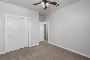 2001 Faro Dr, Austin, TX 78741 - Photo 21
