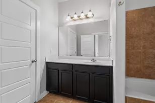 2001 Faro Dr, Austin, TX 78741 - Photo 17