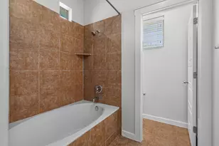 2001 Faro Dr, Austin, TX 78741 - Photo 19