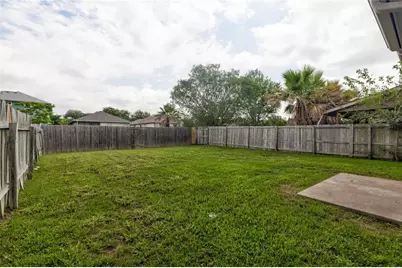 16712 Hamilton Point Circle, Manor, TX 78653 - Photo 35