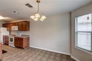16712 Hamilton Point Cir, Manor, TX 78653 - Photo 7