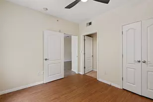 2505 San Gabriel St, Austin, TX 78705 - Photo 15