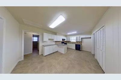205 E 2nd Street, Georgetown, TX 78626 - Photo 13