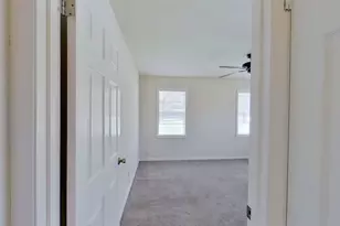205 E 2nd St, Georgetown, TX 78626 - Photo 29