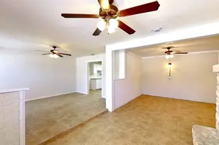 205 E 2nd St, Georgetown, TX 78626 - Photo 7