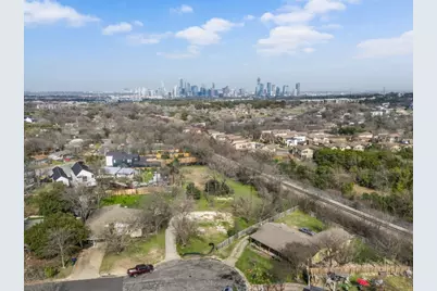 1402 Valleyridge Drive, Austin, TX 78704 - Photo 9