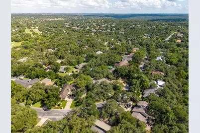 9403 Spring Hollow Drive, Austin, TX 78750 - Photo 23