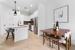 800 Embassy Dr, Austin, TX 78702 - Photo 7