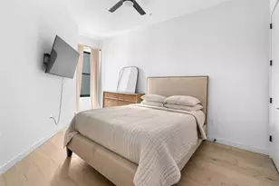 800 Embassy Dr, Austin, TX 78702 - Photo 9