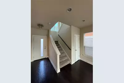 2825 Stock Drive, Austin, TX 78741 - Photo 15