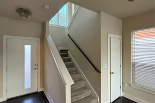 2825 Stock Dr, Austin, TX 78741 - Photo 15